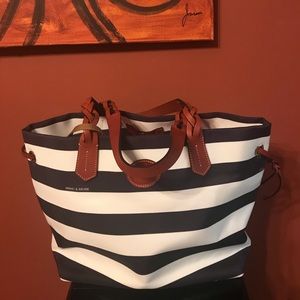 NWOT Dooney & Bourke Rugby Nylon Tote